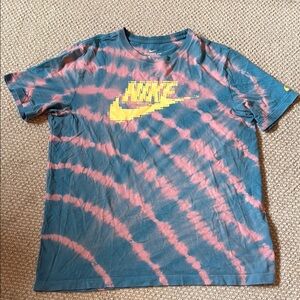 Nike Men’s Tie-Dye T-Shirt Blue Pink Yellow Size L